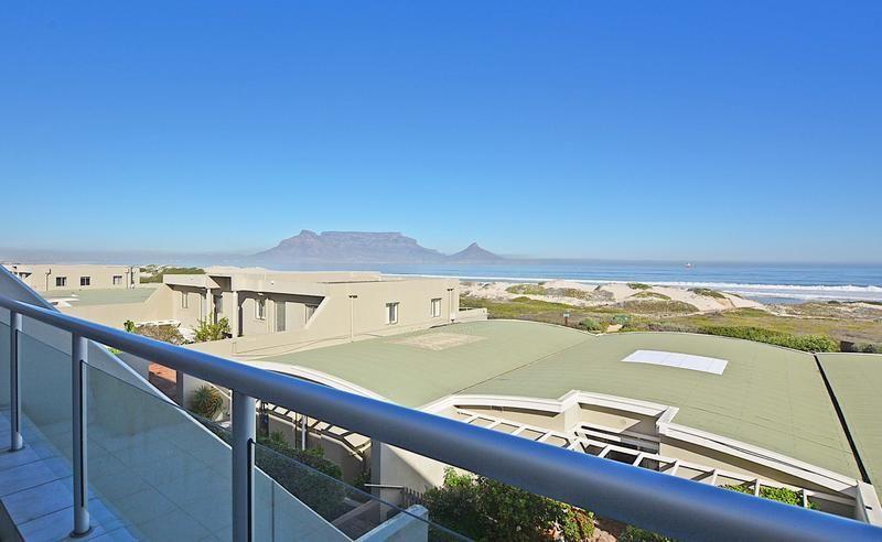 1 Bedroom Property for Sale in Bloubergstrand Western Cape